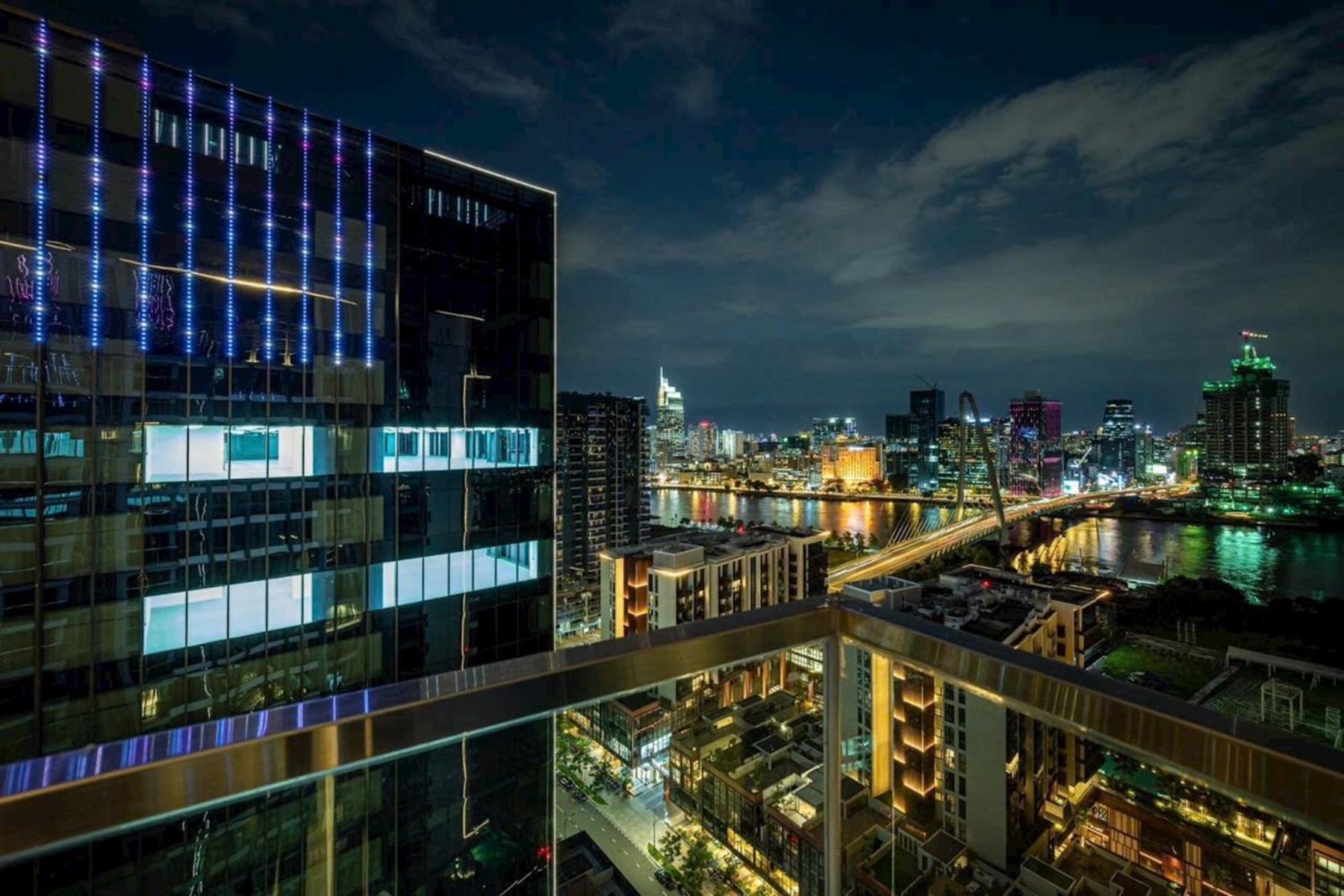 The Crest-Central Saigon Riverside -Free Pool-Gym-Sauna Room-Yoga Room Cidade de Ho Chi Minh Exterior foto